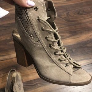 light brown faux suede wooden chunky heel BOOTIES